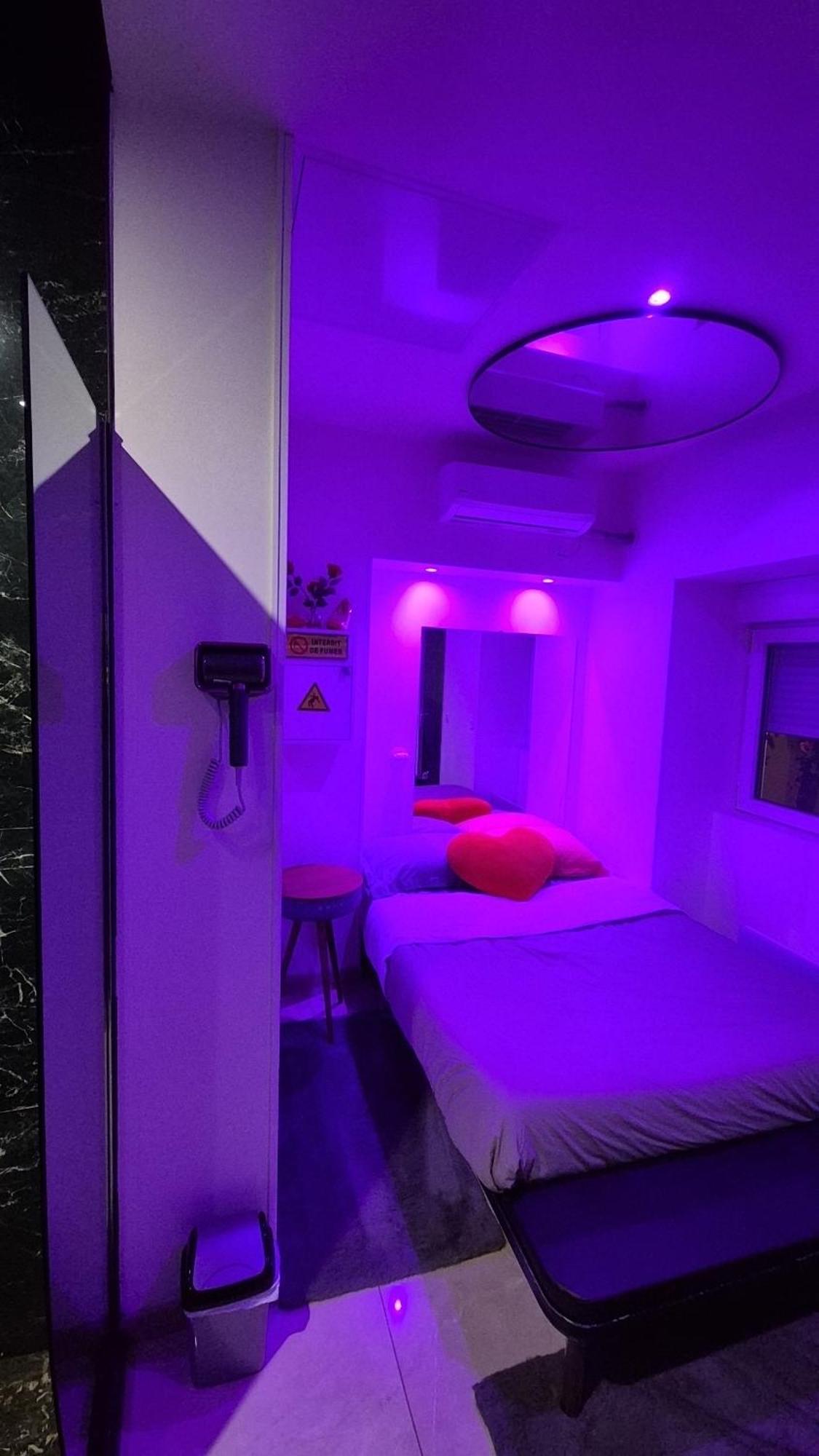 ビユールバンヌLyon Superbe Jacuzzi Vue Sur Jardinアパートメント エクステリア 写真