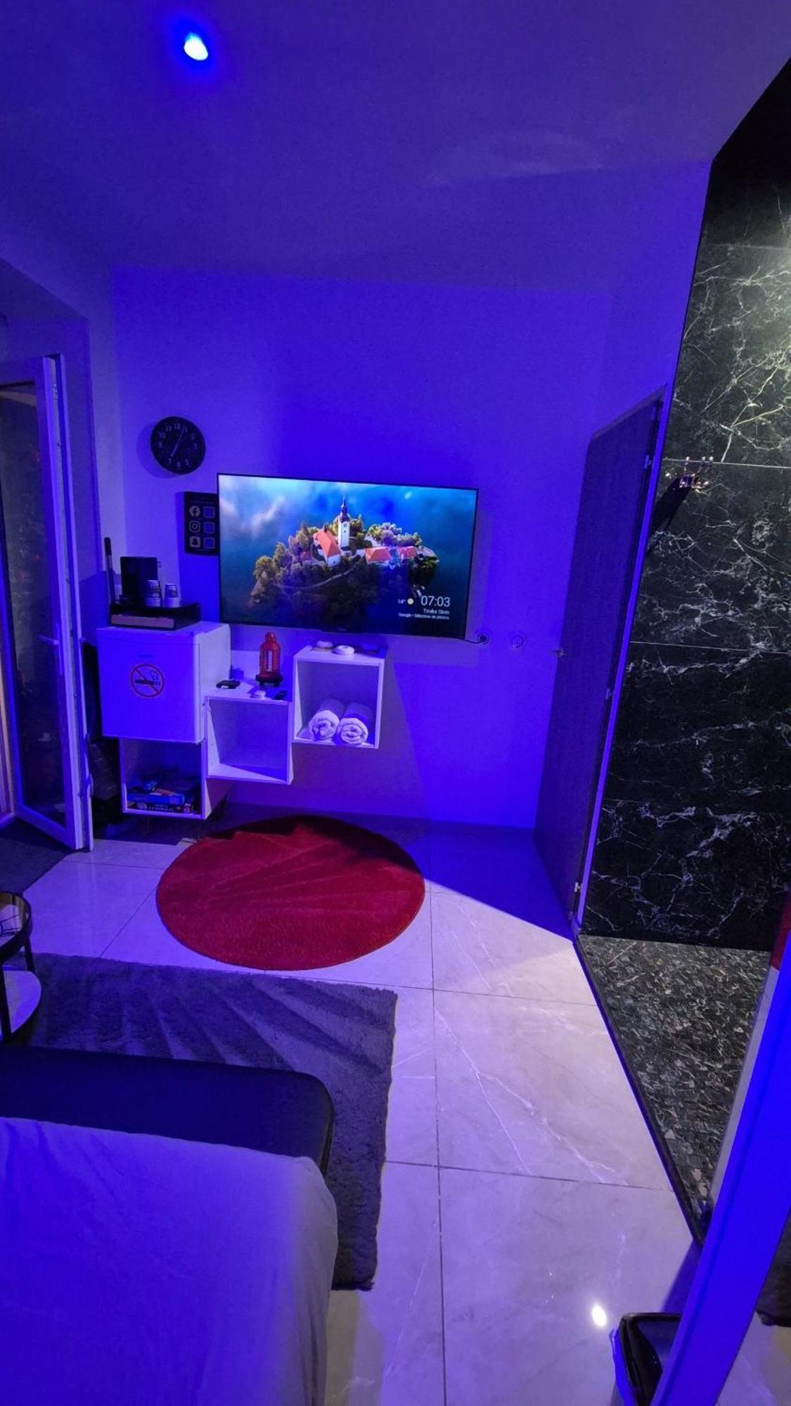 ビユールバンヌLyon Superbe Jacuzzi Vue Sur Jardinアパートメント エクステリア 写真